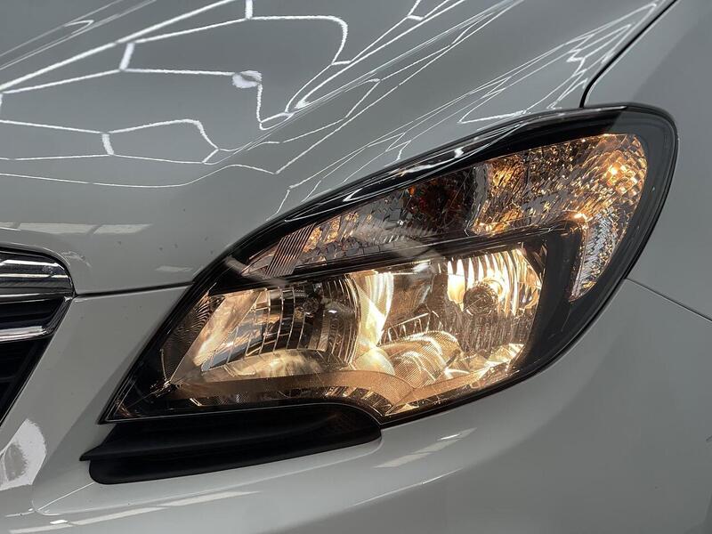 Vauxhall Mokka 1.6i SE 2WD Euro 6 (s/s) 5dr - U215