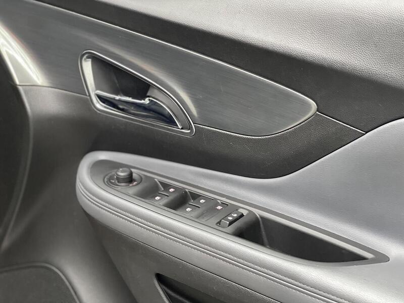 Vauxhall Mokka 1.6i SE 2WD Euro 6 (s/s) 5dr - U215