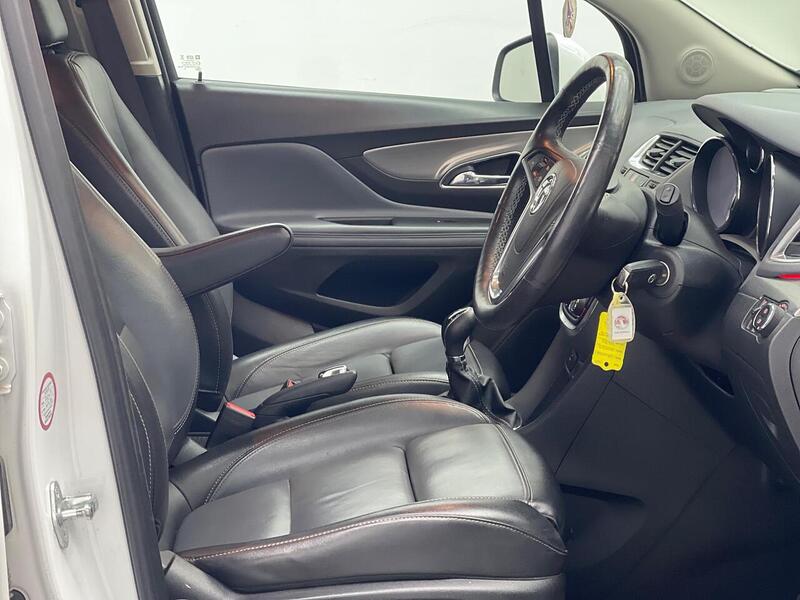 Vauxhall Mokka 1.6i SE 2WD Euro 6 (s/s) 5dr - U215