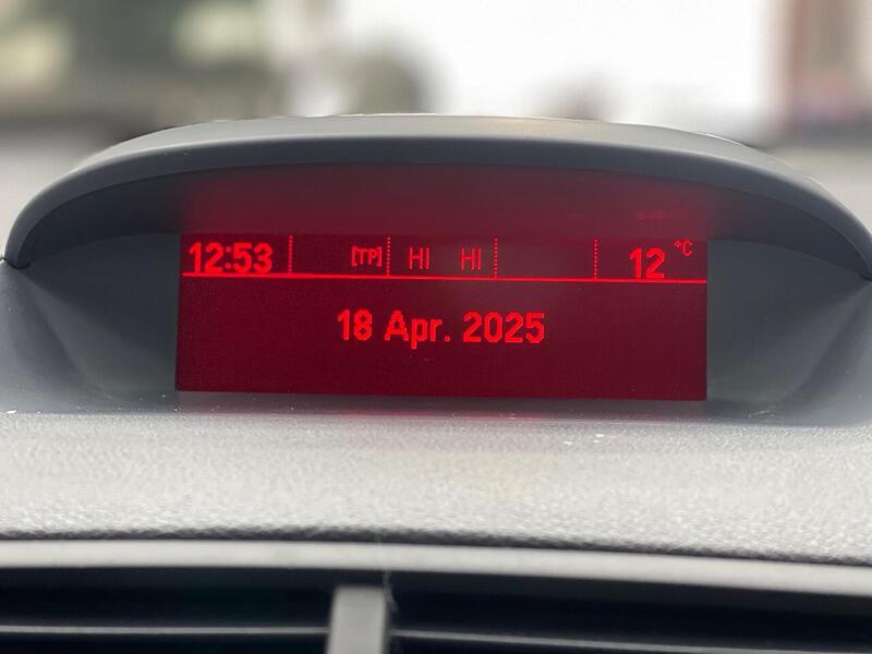 Vauxhall Mokka 1.6i SE 2WD Euro 6 (s/s) 5dr - U215