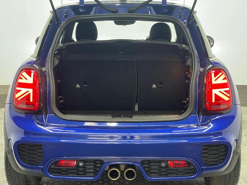 MINI Hatch 2.0 Cooper S Sport Steptronic Euro 6 (s/s) 3dr - U216