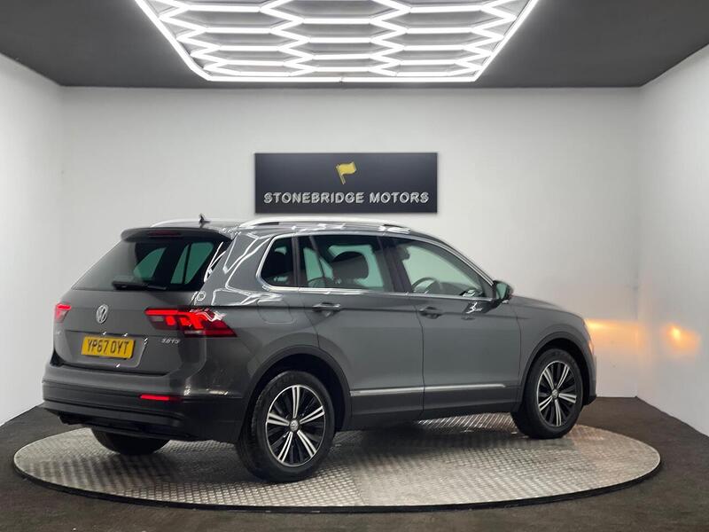 Volkswagen Tiguan 2.0 TDI SE Navigation Euro 6 (s/s) 5dr - U217