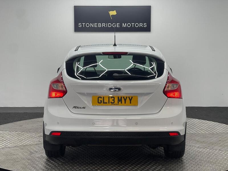 Ford Focus Focus 1.6 Zetec Powershift Euro 5 5dr - U223