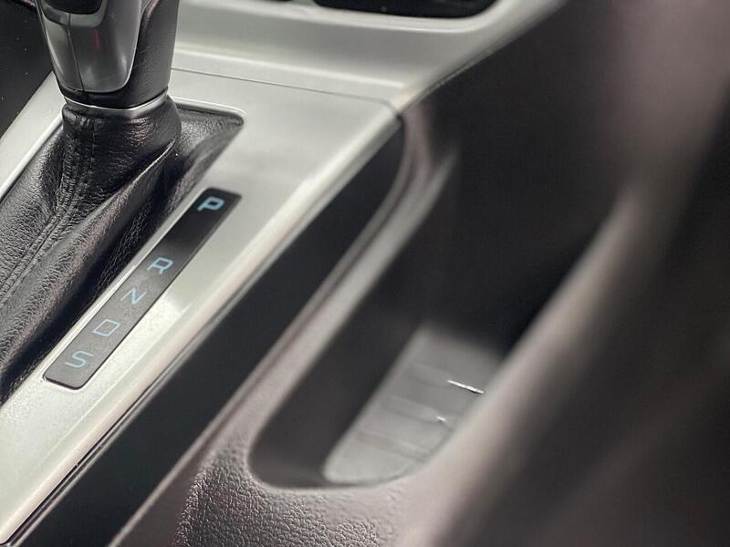 Ford Focus Focus 1.6 Zetec Powershift Euro 5 5dr - U223