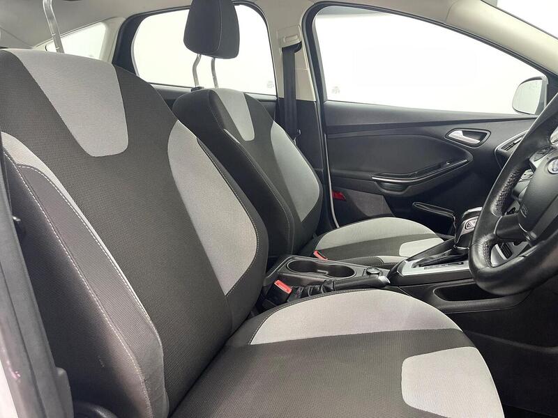 Ford Focus Focus 1.6 Zetec Powershift Euro 5 5dr - U223