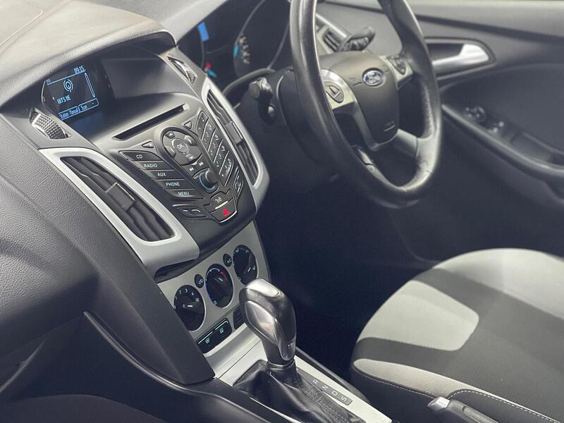 Ford Focus Focus 1.6 Zetec Powershift Euro 5 5dr - U223