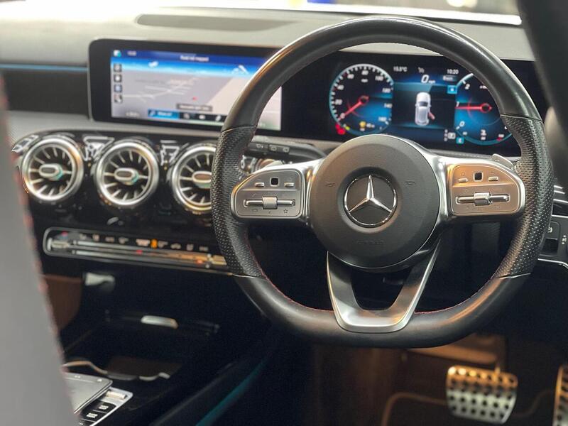 Mercedes-Benz A Class 1.5 A180d AMG Line (Premium) 7G-DCT Euro 6 (s/s) 5dr - U226