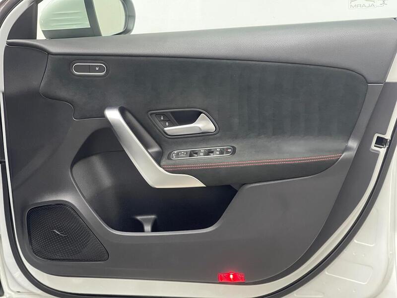 Mercedes-Benz A Class 1.5 A180d AMG Line (Premium) 7G-DCT Euro 6 (s/s) 5dr - U226