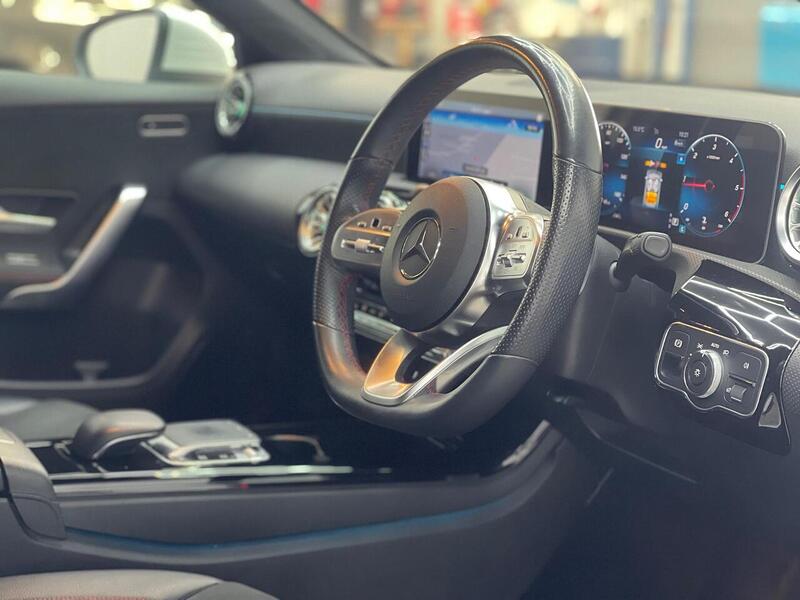 Mercedes-Benz A Class 1.5 A180d AMG Line (Premium) 7G-DCT Euro 6 (s/s) 5dr - U226