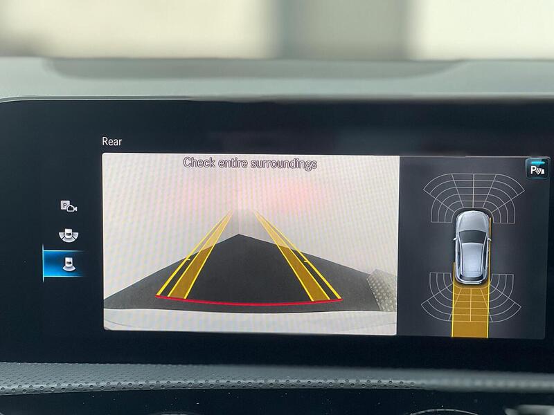 Mercedes-Benz A Class 1.5 A180d AMG Line (Premium) 7G-DCT Euro 6 (s/s) 5dr - U226