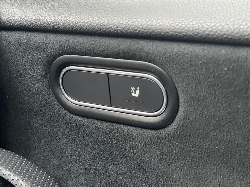 Mercedes-Benz A Class 1.5 A180d AMG Line (Premium) 7G-DCT Euro 6 (s/s) 5dr - U226