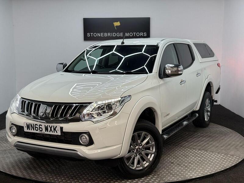 Mitsubishi L200 2.4 DI-D DC Warrior Auto 4WD Euro 5 4dr - U232