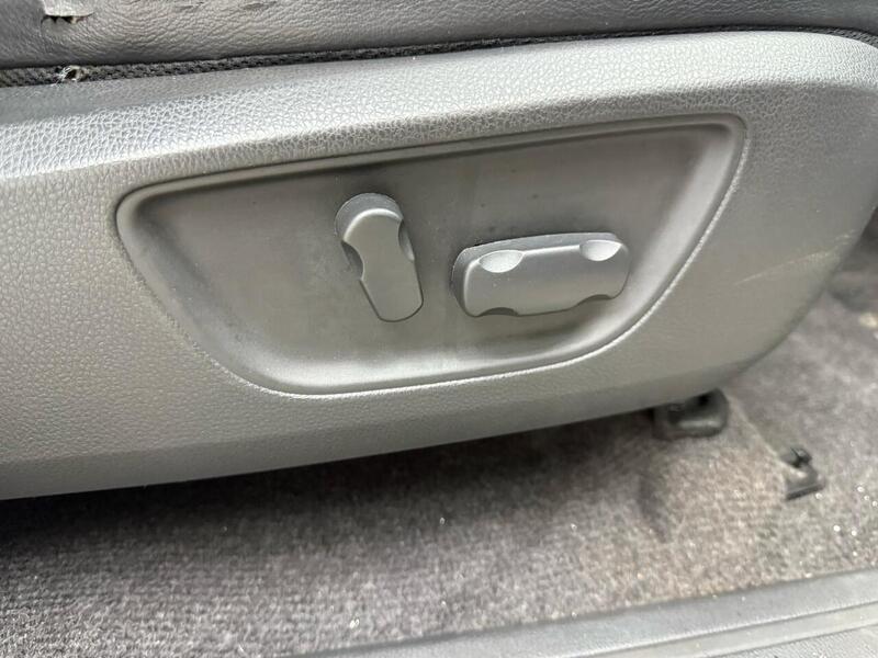 Mitsubishi L200 2.4 DI-D DC Warrior Auto 4WD Euro 5 4dr - U232