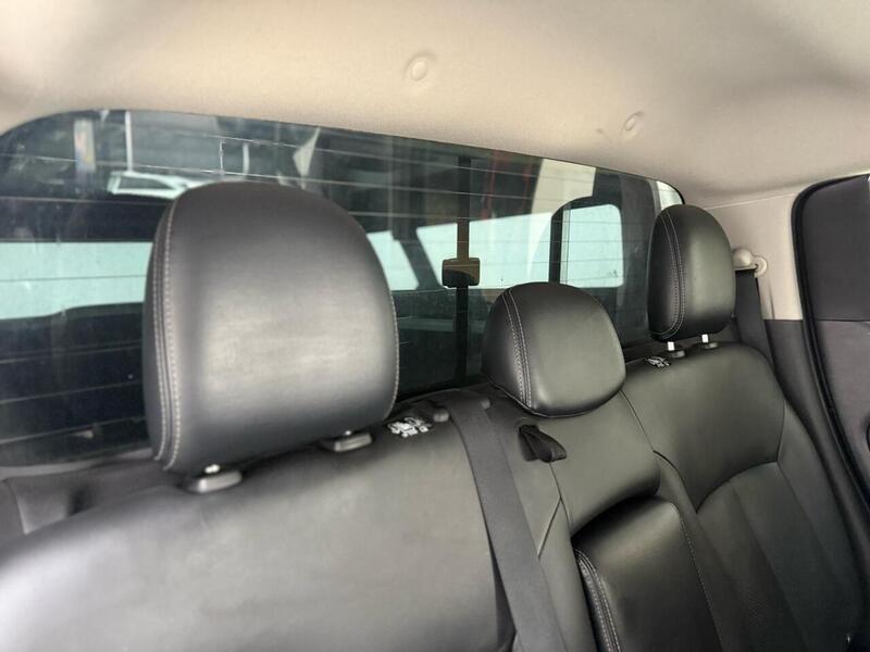 Mitsubishi L200 2.4 DI-D DC Warrior Auto 4WD Euro 5 4dr - U232