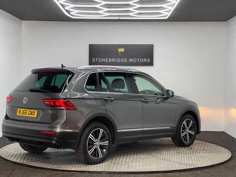 Volkswagen Tiguan 2.0 TDI BlueMotion Tech SE Navigation 4Motion Euro 6 (s/s) 5dr - U233