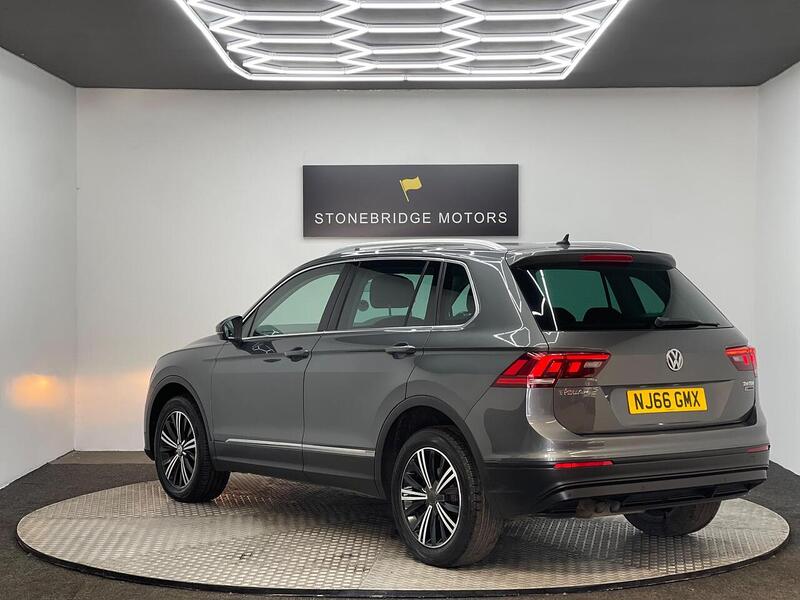 Volkswagen Tiguan 2.0 TDI BlueMotion Tech SE Navigation 4Motion Euro 6 (s/s) 5dr - U233
