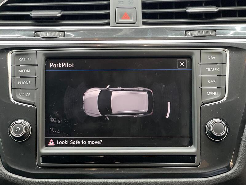 Volkswagen Tiguan 2.0 TDI BlueMotion Tech SE Navigation 4Motion Euro 6 (s/s) 5dr - U233