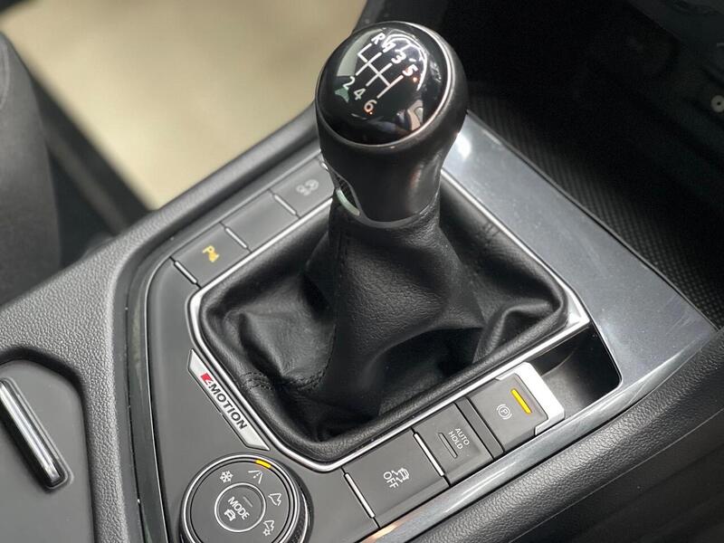 Volkswagen Tiguan 2.0 TDI BlueMotion Tech SE Navigation 4Motion Euro 6 (s/s) 5dr - U233