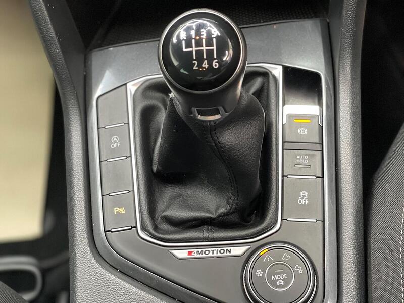 Volkswagen Tiguan 2.0 TDI BlueMotion Tech SE Navigation 4Motion Euro 6 (s/s) 5dr - U233
