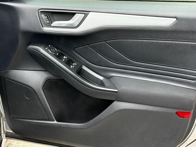 Ford Focus 1.5 EcoBlue Zetec Euro 6 (s/s) 5dr - U235