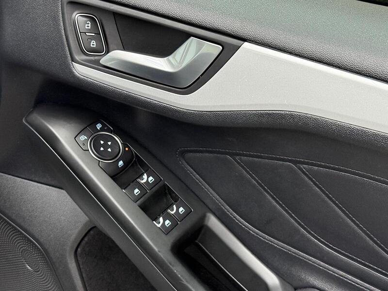 Ford Focus 1.5 EcoBlue Zetec Euro 6 (s/s) 5dr - U235