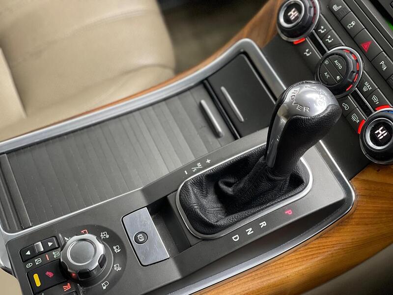 Land Rover Range Rover Sport Range Rover Sport 3.0 TD V6 HSE CommandShift 4WD Euro 5 5dr SUV Automatic Diesel - U24