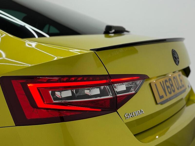 Skoda Superb 2.0 TDI SportLine DSG Euro 6 (s/s) 5dr - U241