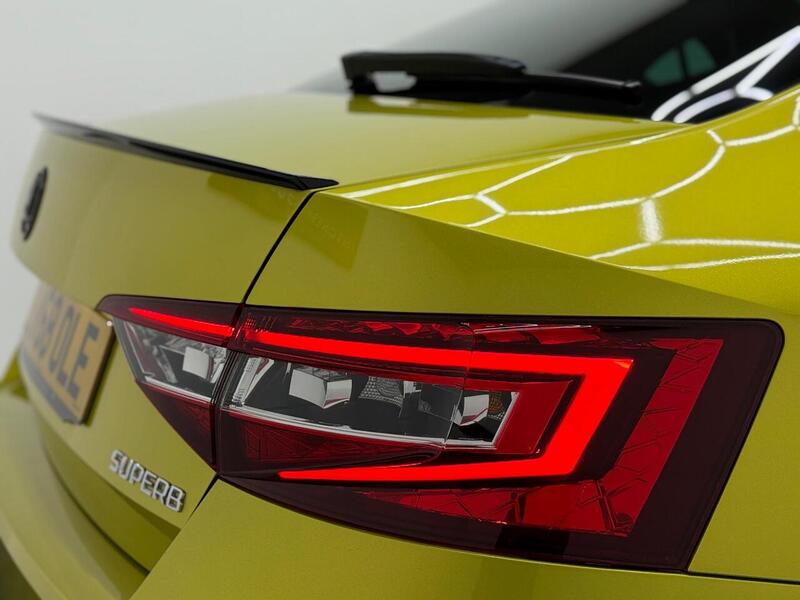 Skoda Superb 2.0 TDI SportLine DSG Euro 6 (s/s) 5dr - U241