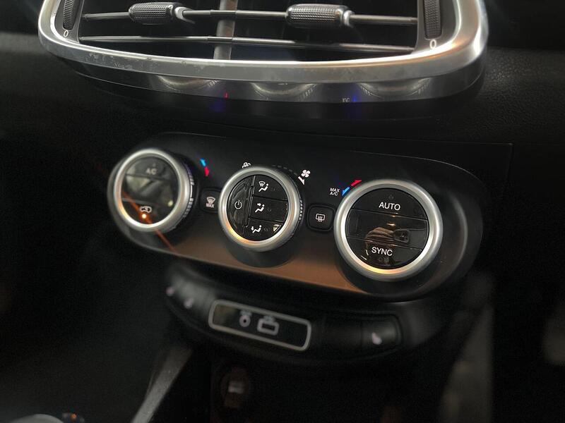 Fiat 500X 1.6 MultiJetII Cross Plus Euro 6 (s/s) 5dr - U246