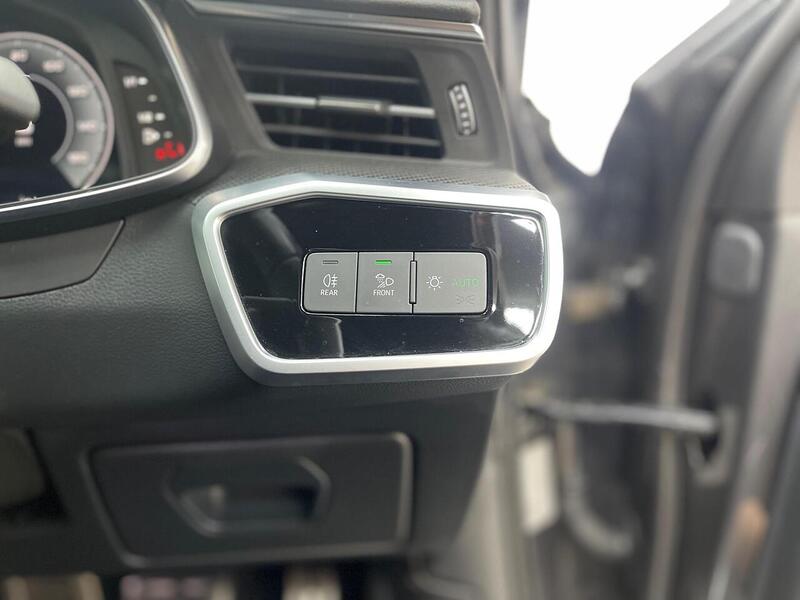 Audi A6 Saloon 2.0 TFSIe 50 Black Edition S Tronic quattro Euro 6 (s/s) 4dr 17.9kWh - U248