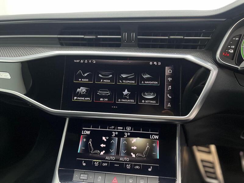 Audi A6 Saloon 2.0 TFSIe 50 Black Edition S Tronic quattro Euro 6 (s/s) 4dr 17.9kWh - U248