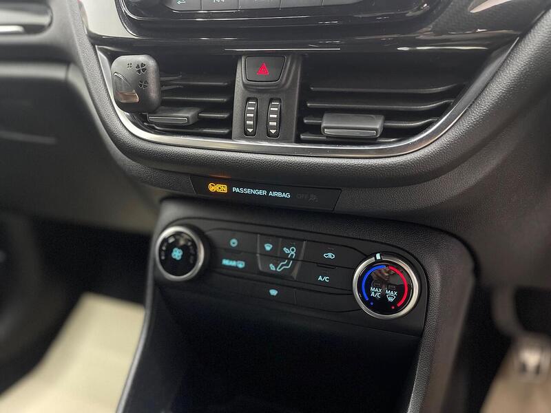 Ford Fiesta 1.0T EcoBoost ST-Line Edition Euro 6 (s/s) 5dr - U252