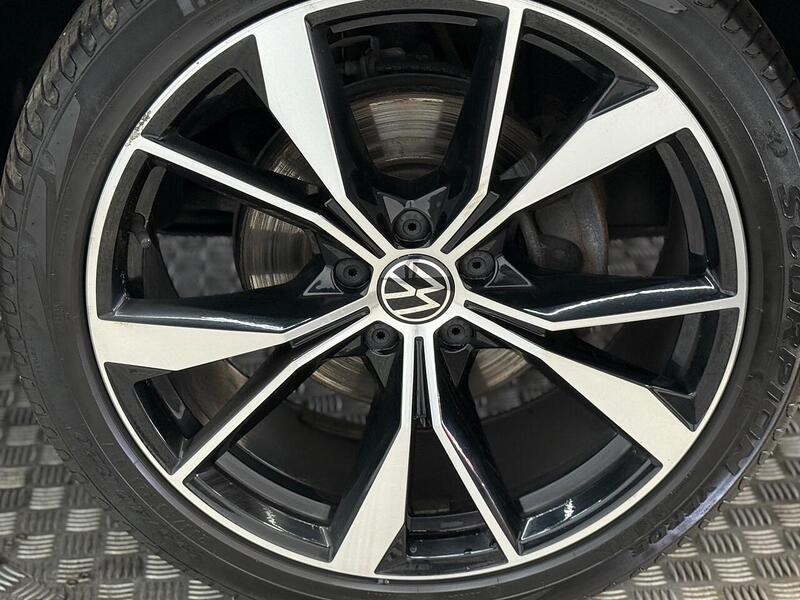 Volkswagen Tiguan 2.0 TDI R-Line DSG 4Motion Euro 6 (s/s) 5dr - U259