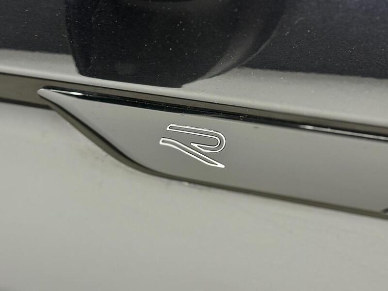 Volkswagen Tiguan 2.0 TDI R-Line DSG 4Motion Euro 6 (s/s) 5dr - U259
