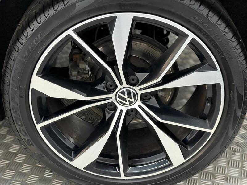 Volkswagen Tiguan 2.0 TDI R-Line DSG 4Motion Euro 6 (s/s) 5dr - U259