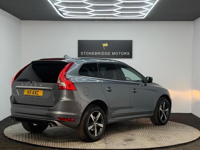 Volvo XC60 2.4 D4 R-Design Nav Auto AWD Euro 6 (s/s) 5dr - U262