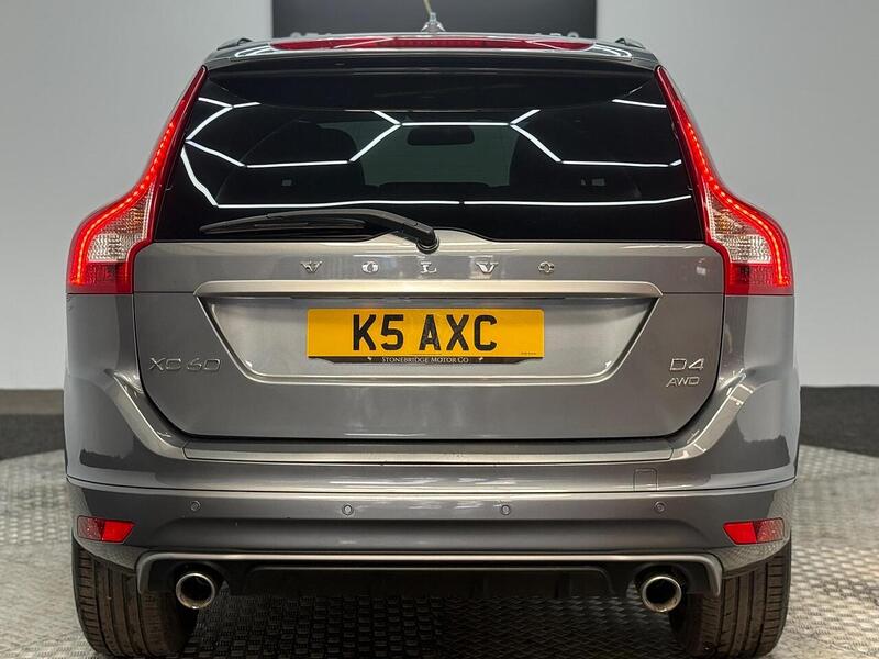 Volvo XC60 2.4 D4 R-Design Nav Auto AWD Euro 6 (s/s) 5dr - U262