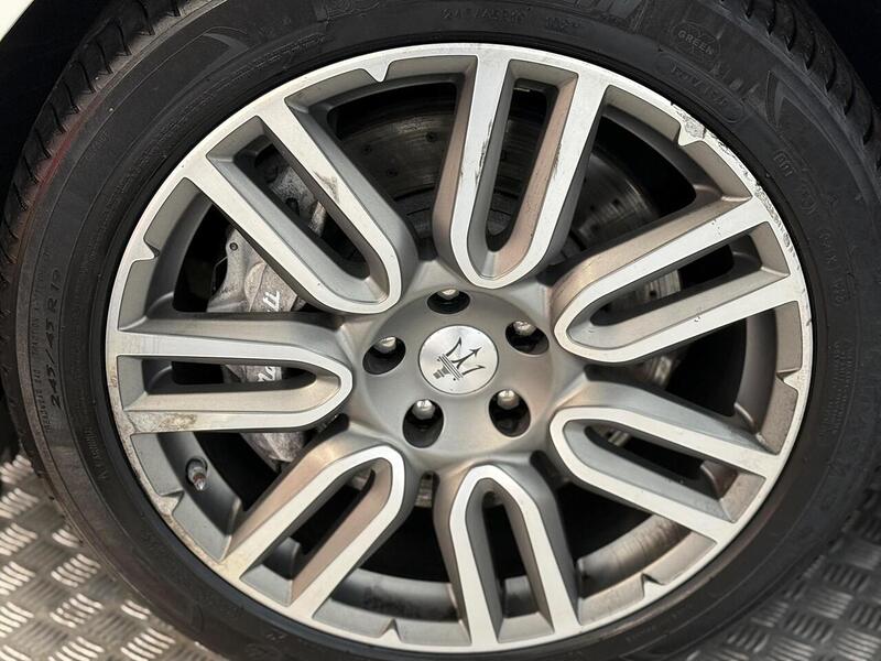 Maserati Ghibli 3.0D V6 ZF Euro 5 (s/s) 4dr - U263