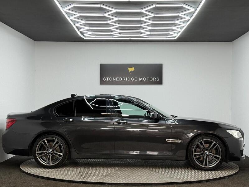 BMW 7 Series 3.0 730d M Sport Auto Euro 5 (s/s) 4dr - U264