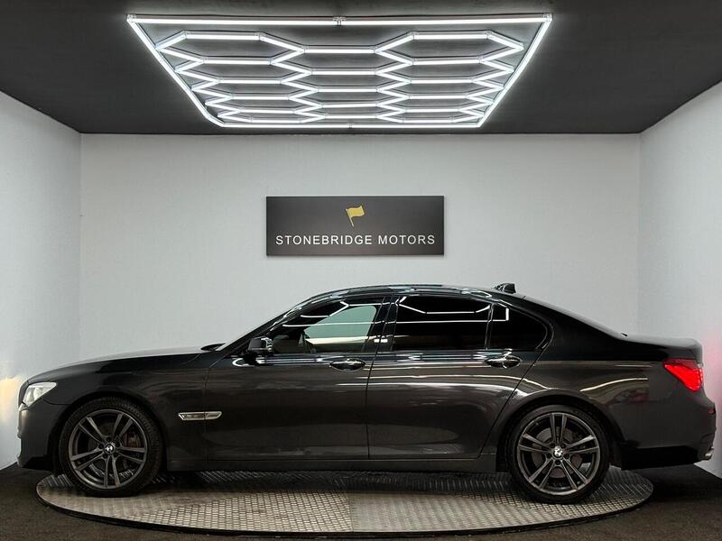 BMW 7 Series 3.0 730d M Sport Auto Euro 5 (s/s) 4dr - U264