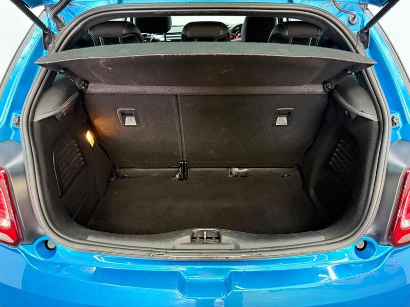 Citroen DS3 1.6 e-HDi Airdream DStyle Plus Euro 5 (s/s) 3dr - U267