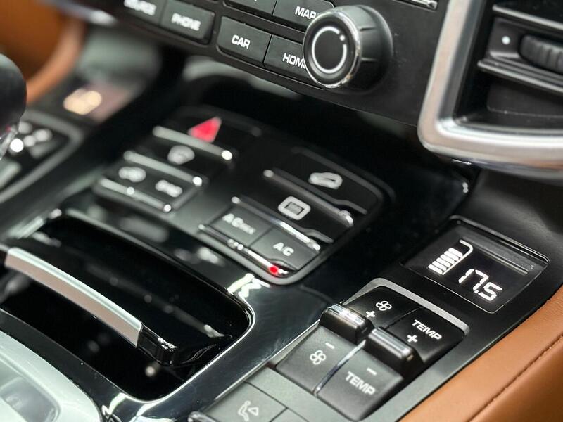 Porsche Cayenne 4.2 TD V8 S TiptronicS 4WD Euro 6 (s/s) 5dr - U268