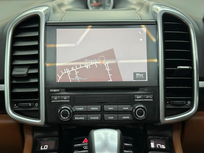 Porsche Cayenne 4.2 TD V8 S TiptronicS 4WD Euro 6 (s/s) 5dr - U268