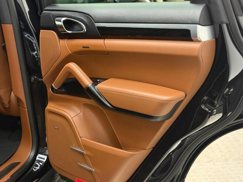 Porsche Cayenne 4.2 TD V8 S TiptronicS 4WD Euro 6 (s/s) 5dr - U268