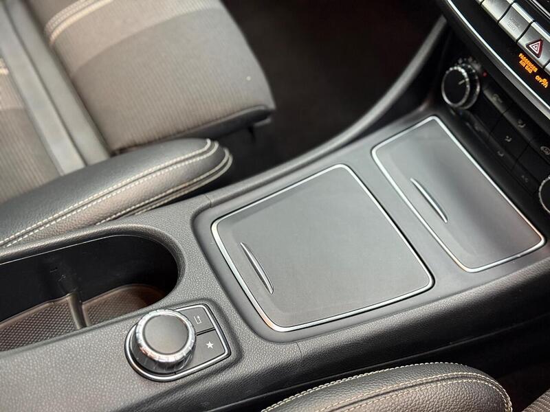 Mercedes-Benz GLA 1.6 GLA180 Urban Edition 7G-DCT Euro 6 (s/s) 5dr - U269