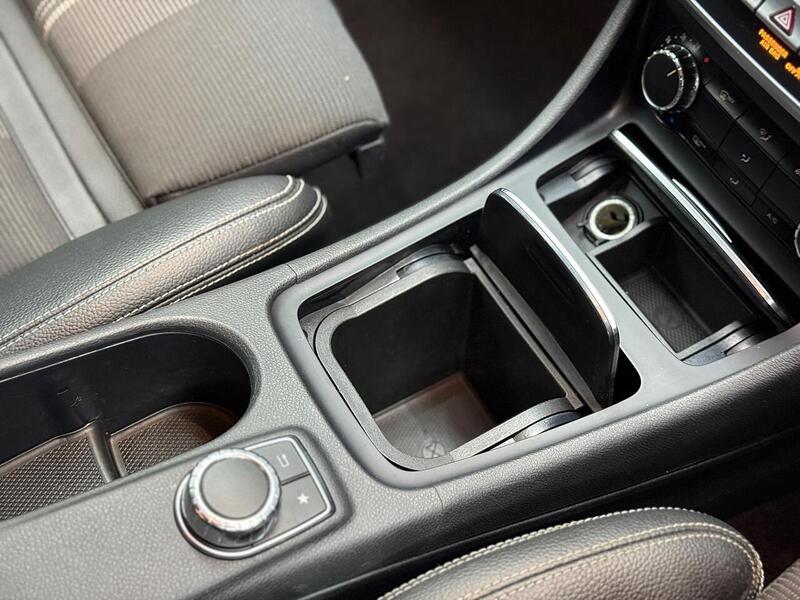 Mercedes-Benz GLA 1.6 GLA180 Urban Edition 7G-DCT Euro 6 (s/s) 5dr - U269