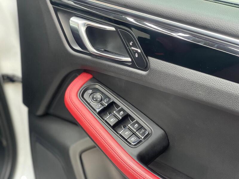 Porsche Macan 3.0 TD V6 S PDK 4WD Euro 6 (s/s) 5dr - U272