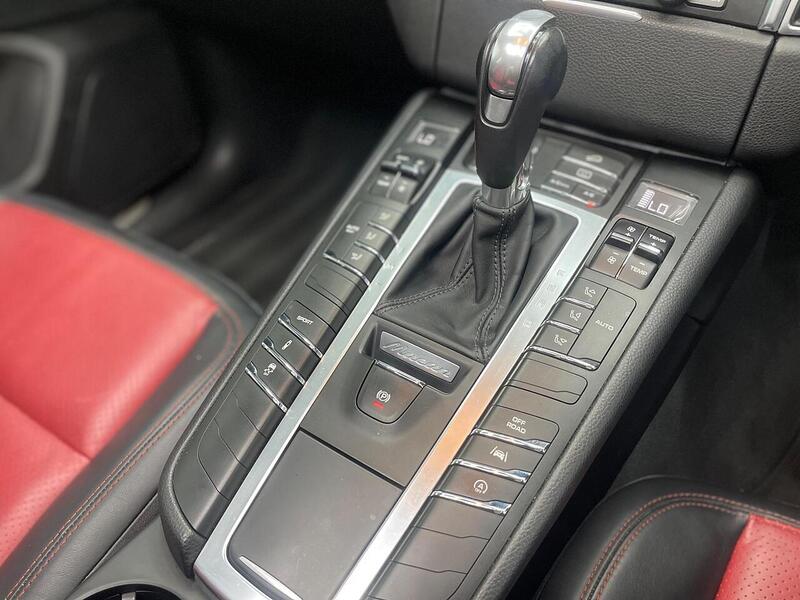 Porsche Macan 3.0 TD V6 S PDK 4WD Euro 6 (s/s) 5dr - U272