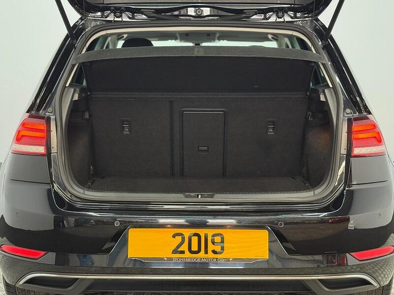 Volkswagen Golf 1.5 TSI EVO Match Euro 6 (s/s) 5dr - U273