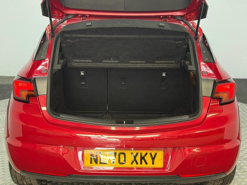 Vauxhall Astra 1.2 Turbo SRi VX Line Nav Euro 6 (s/s) 5dr - U279